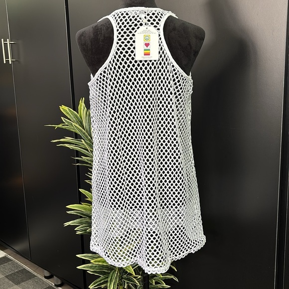 Bloom & Pop Open Crocheted, sleeveless, racerback,mid length swim coverup,summer - Picture 4 of 9